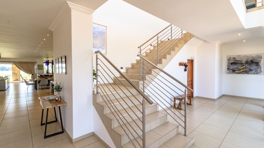 7 Bedroom Property for Sale in Oranjeville Free State